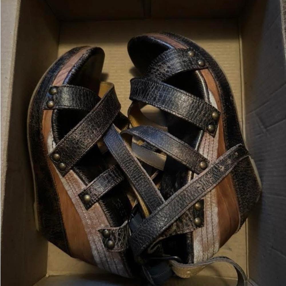 Buckle Black and Brown Juliana Wedge Sandals